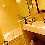 Hotel Logis Saint Simond