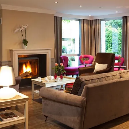 Logis Saint Simond 3*