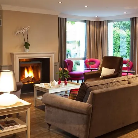 Logis Saint Simond Hotell