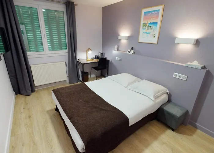 Logis Saint Simond 3*