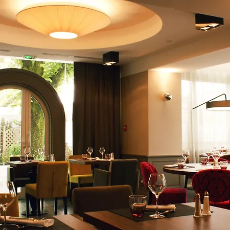 Logis Saint Simond Hotel