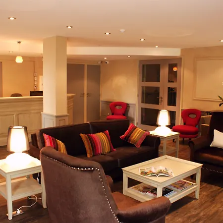 Hotel Logis Saint Simond 3*