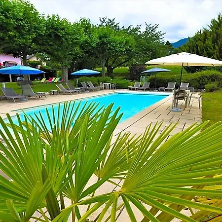 Logis Saint Simond 3*