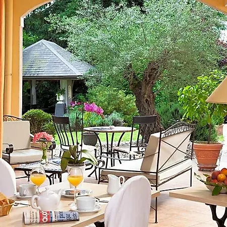 Logis Saint Simond Hotel
