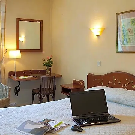 Logis Saint Simond Hotel 3*
