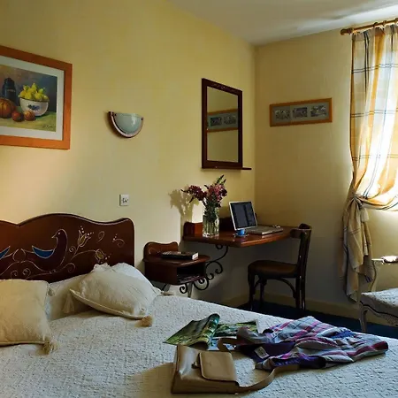 Logis Saint Simond ホテル 3*