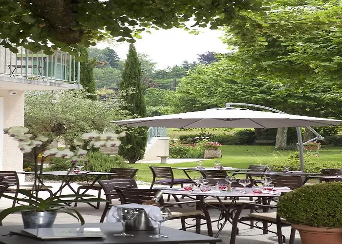 Hotel Logis Saint Simond