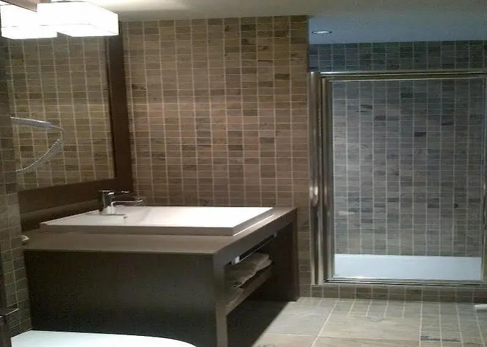 Logis Saint Simond Hotel