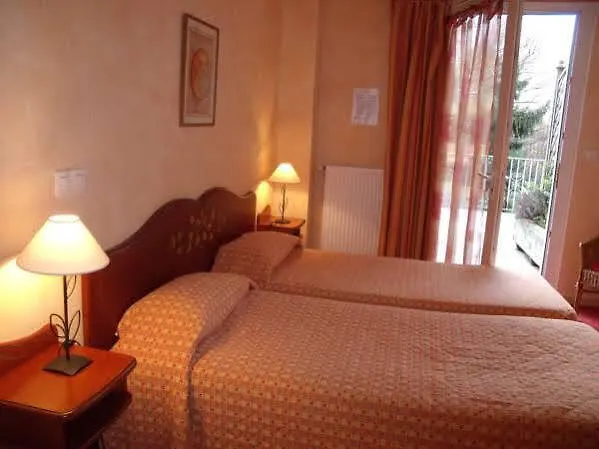 Logis Saint Simond Hotel