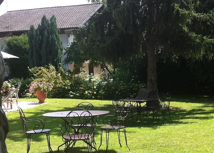 Hotel Logis Saint Simond